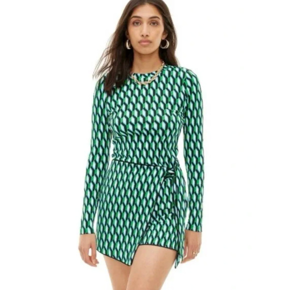 Diane von Furstenberg x Target Wrap Mini Skort Women’s Size XL Arrow Geo - Picture 2 of 7